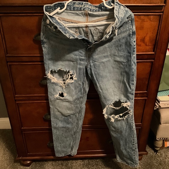 American Eagle Curvy Mom Jean - Picture 1 of 7